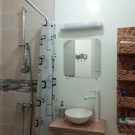 Chic Studio Near Paris Apartman Saint-Denis