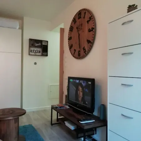 Chic Studio Near Paris Saint-Denis